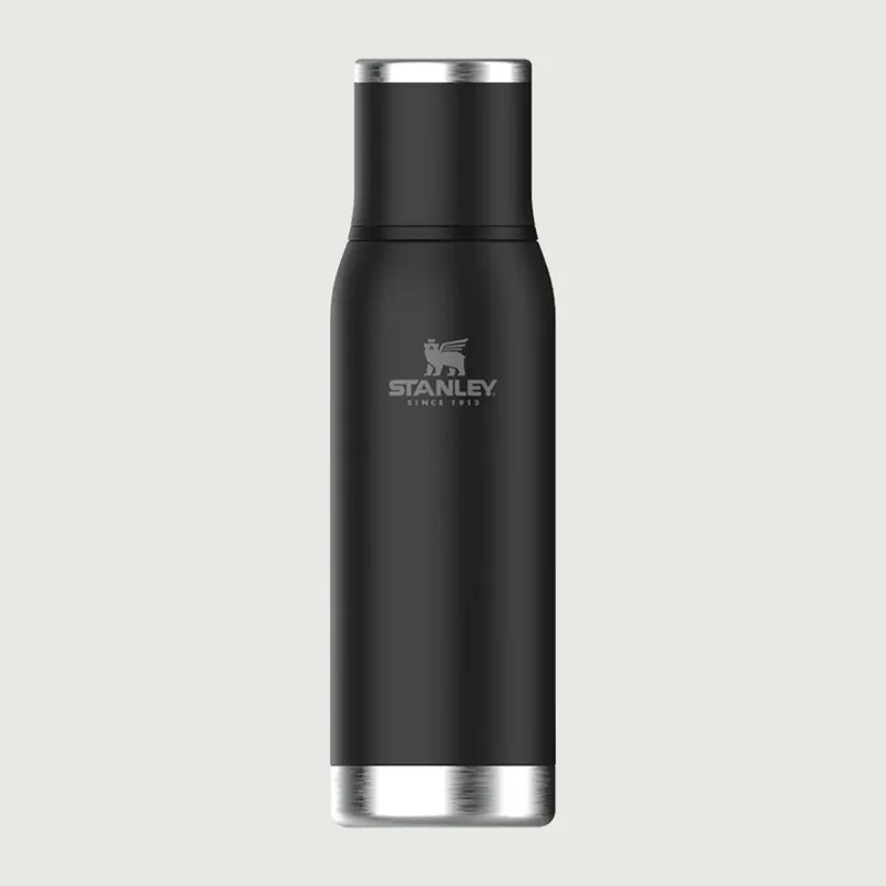 0.75L Stanley Adventure To-Go Bottle - Black